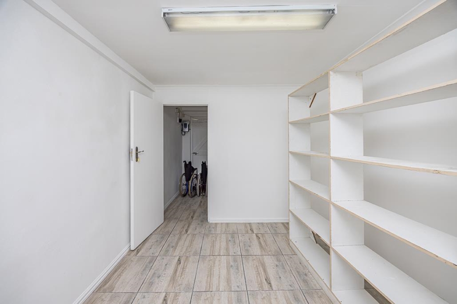 To Let commercial Property for Rent in Milnerton Western Cape